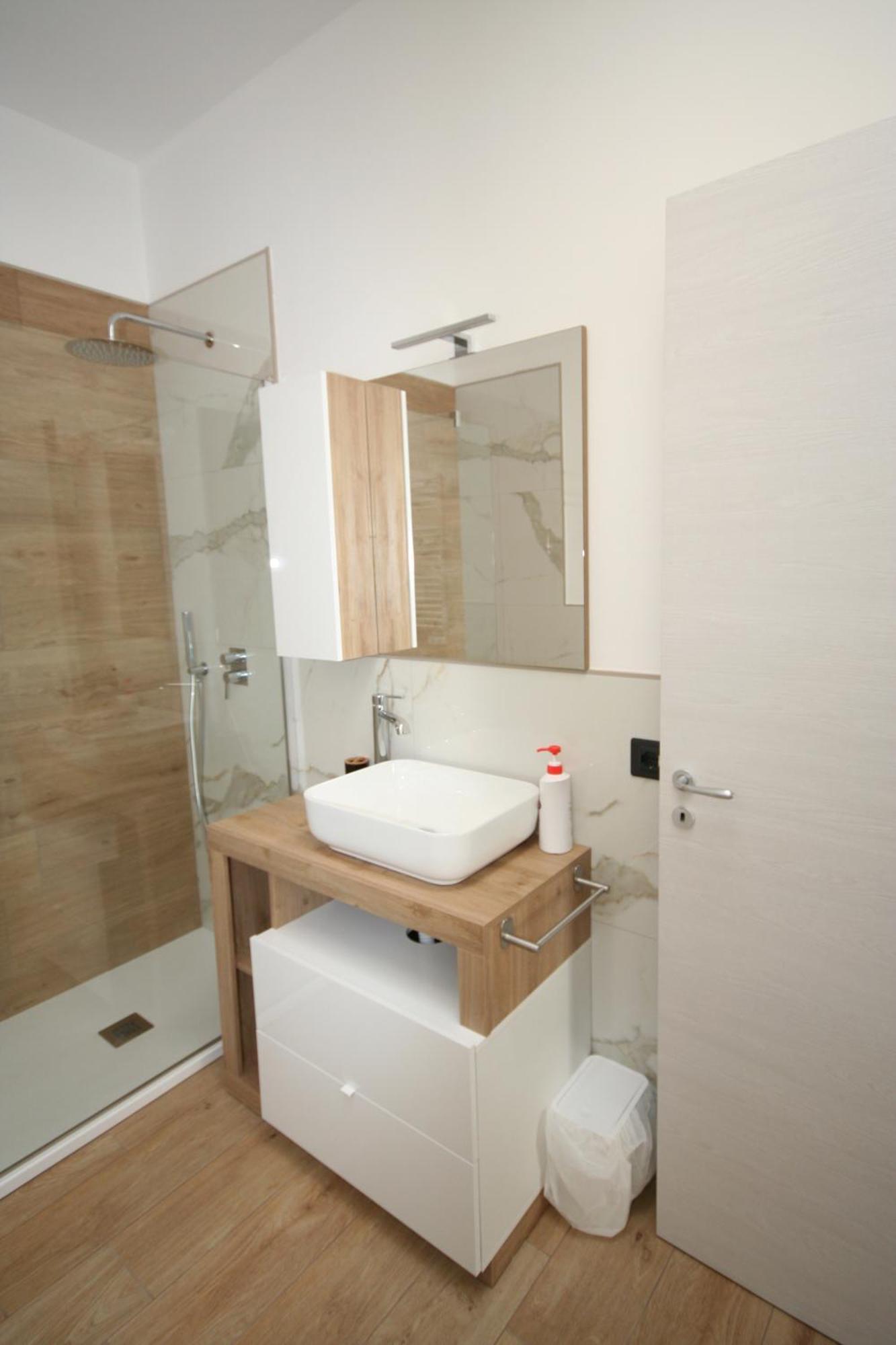 B&B Luxhome 카탄차로 외부 사진
