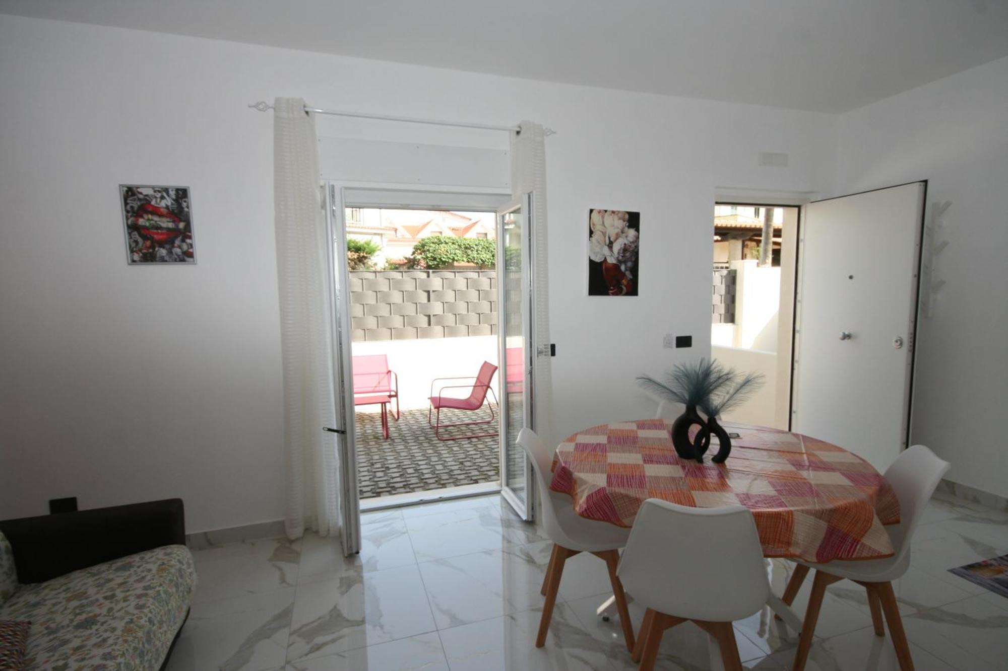 B&B Luxhome 카탄차로 외부 사진