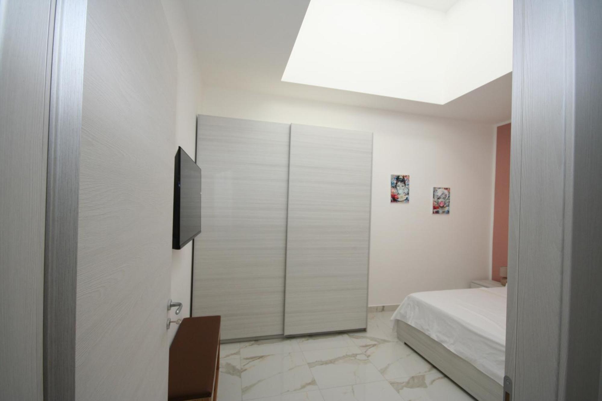 B&B Luxhome 카탄차로 외부 사진